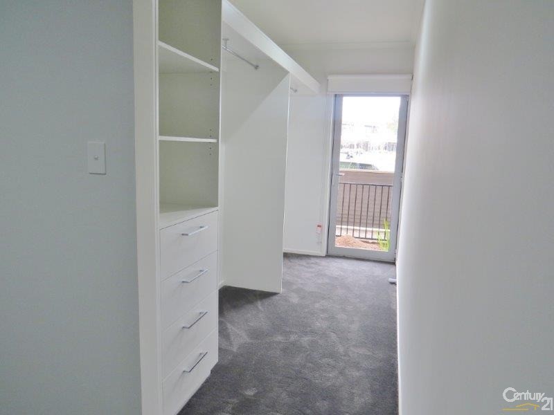 16/8 Trunnel Court, Seaford Meadows SA 5169