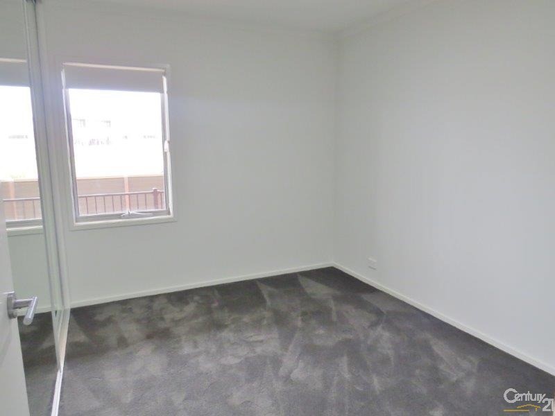 16/8 Trunnel Court, Seaford Meadows SA 5169