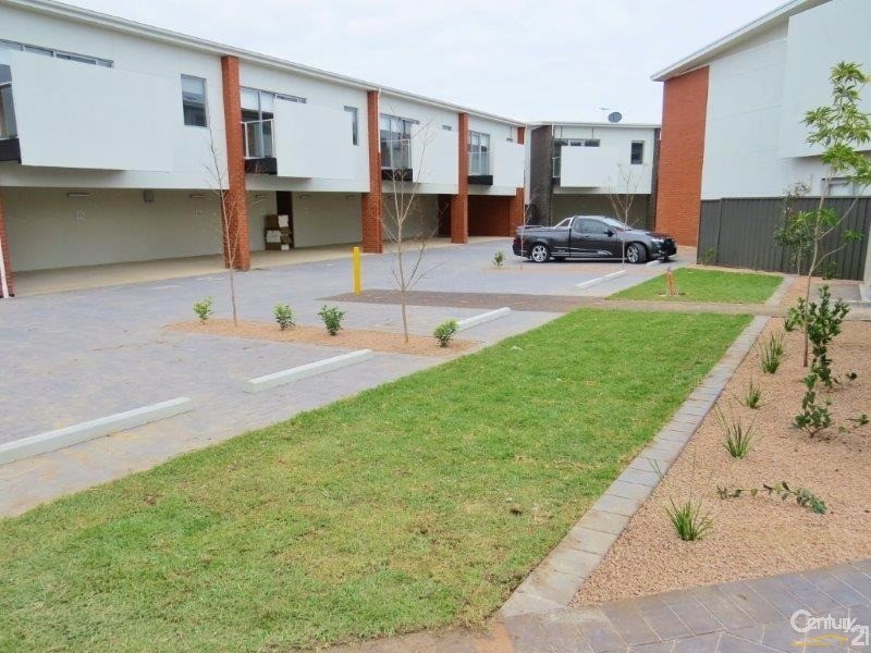 16/8 Trunnel Court, Seaford Meadows SA 5169