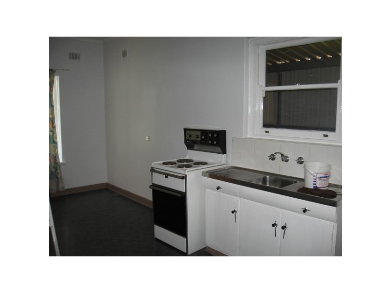 14 COMMERCIAL ROAD, Salisbury SA 5108