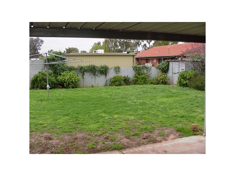 28 CHESSER STREET, Parafield Gardens SA 5107