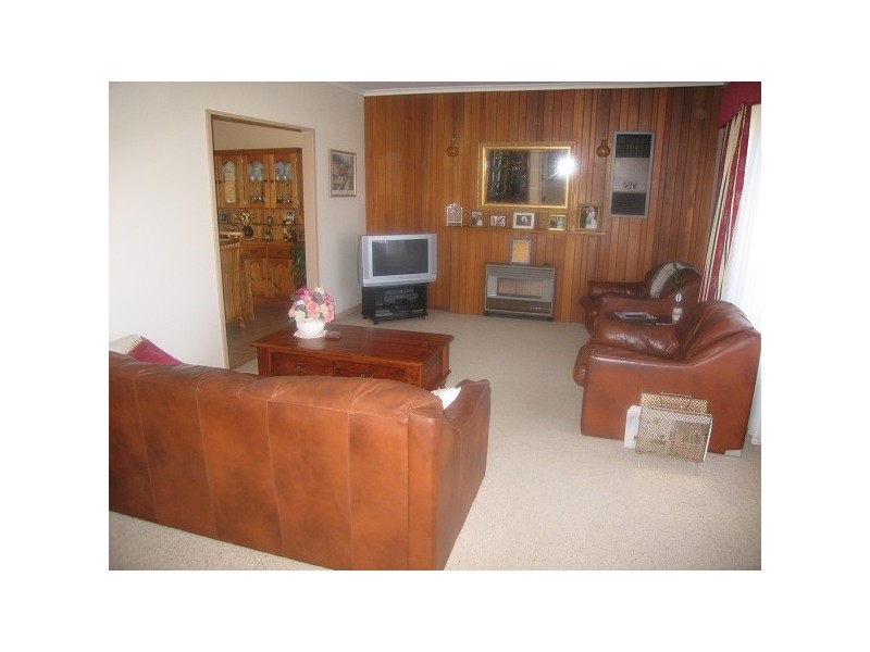 11 CARLOW STREET, Salisbury Downs SA 5108