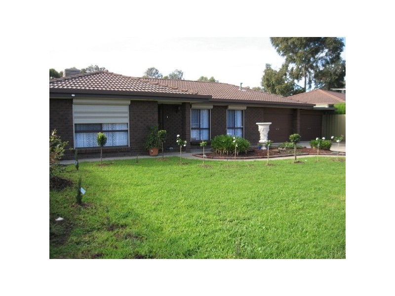 17 LIBERATOR DRIVE, Paralowie SA 5108