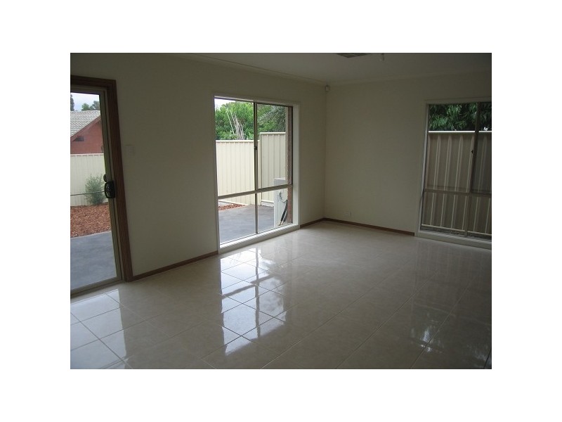 5a CLAYSON ROAD, Salisbury East SA 5109