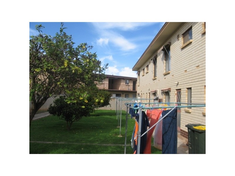 3/4 BUCKINGHAM DRIVE, Salisbury East SA 5109