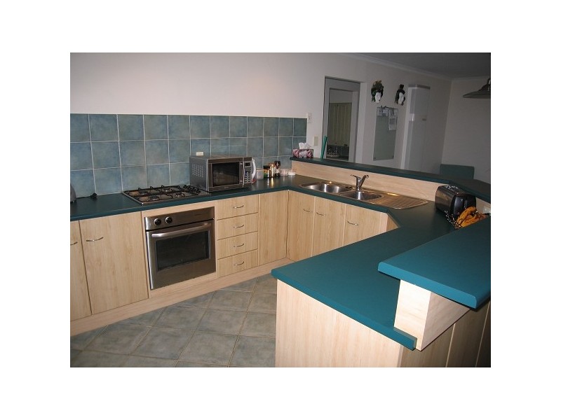 105 HIGHFIELD DRIVE, Hillbank SA 5112