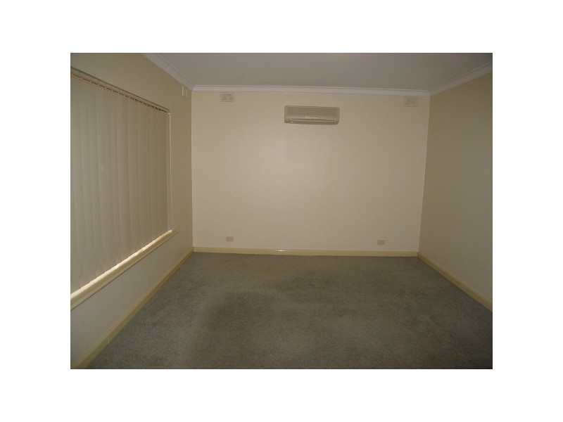 32 BARBARA STREET, Salisbury East SA 5109