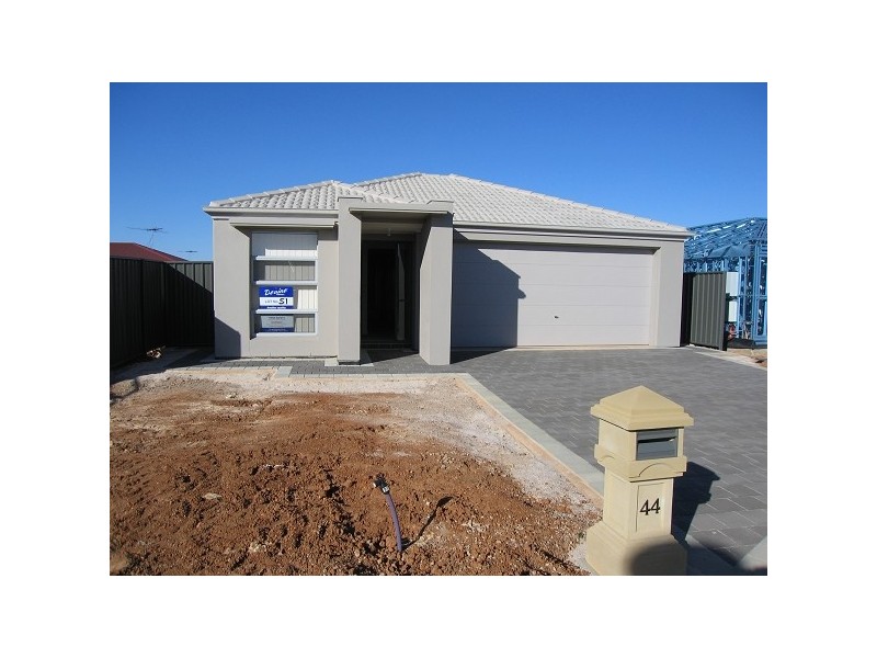 44 WATTLEBIRD DRIVE, Burton SA 5110