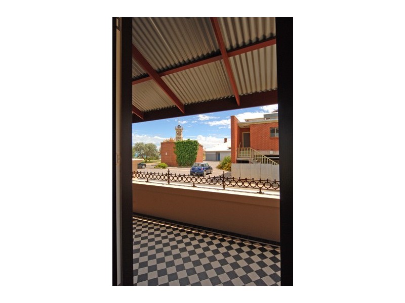 2/12 Newman Street, Semaphore SA 5019