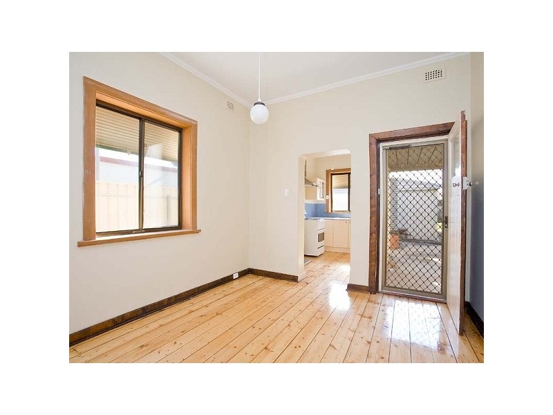 27 Kenilworth Street, Largs North SA 5016