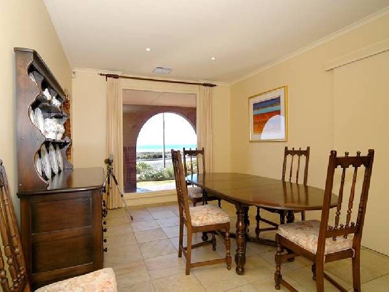 214 Lady Gowrie Drive, Largs Bay SA 5016