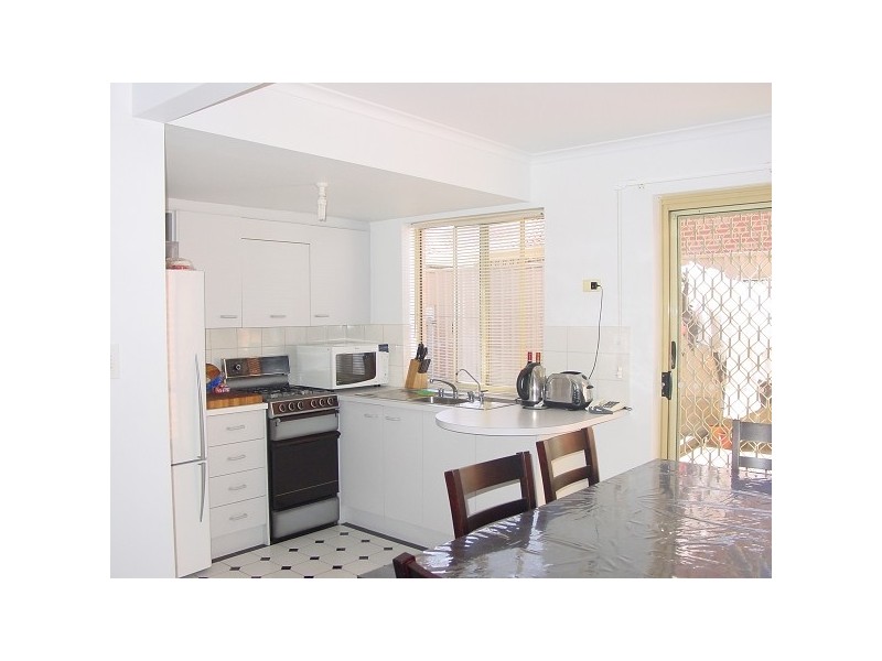 33 Olive Street, Largs Bay SA 5016