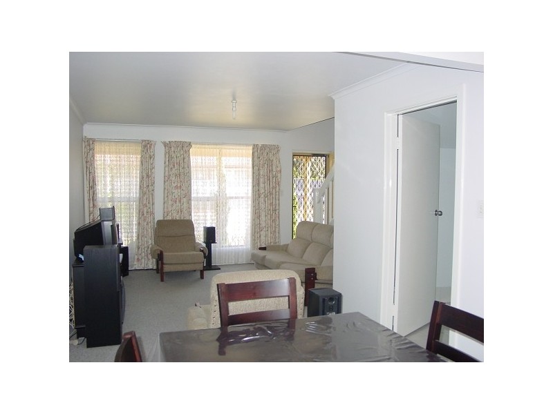 33 Olive Street, Largs Bay SA 5016