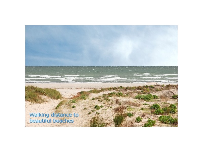 8a Lamorna Terrace, Largs North SA 5016