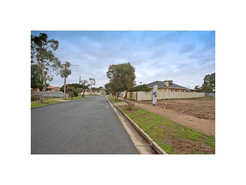 8a Lamorna Terrace, Largs North SA 5016