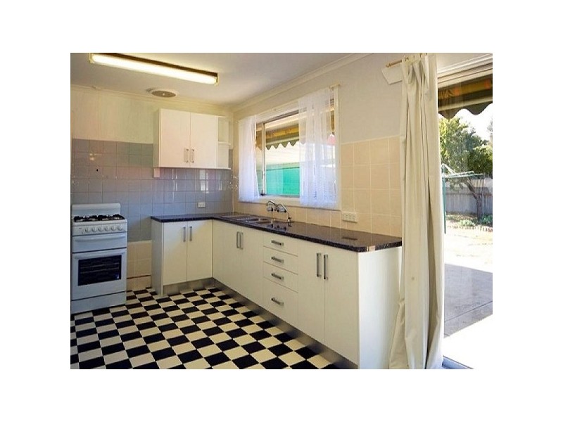 28 Magor Crescent, Salisbury SA 5108