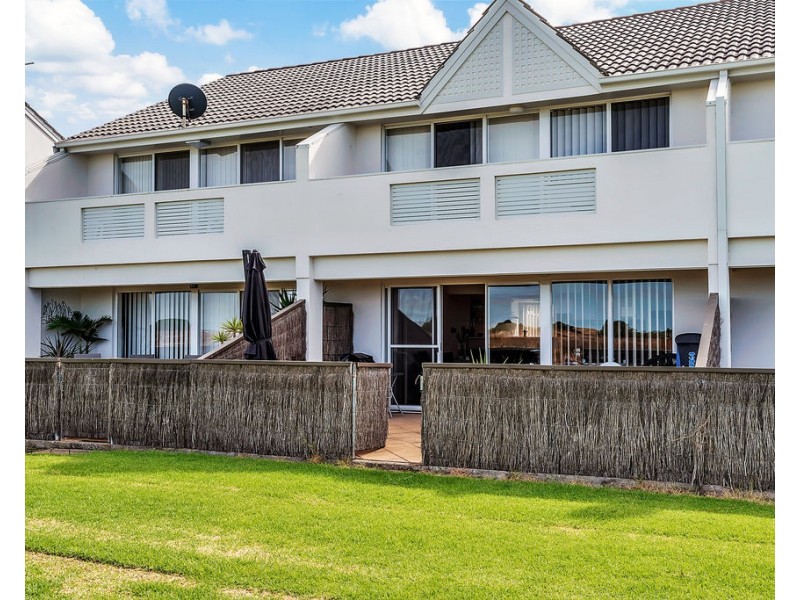 4/26 South Australia One Drive, North Haven SA 5018