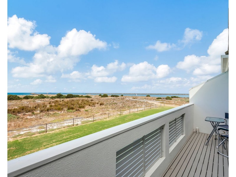 4/26 South Australia One Drive, North Haven SA 5018
