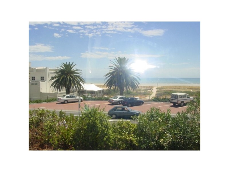 1/95 The Esplanade, Semaphore SA 5019