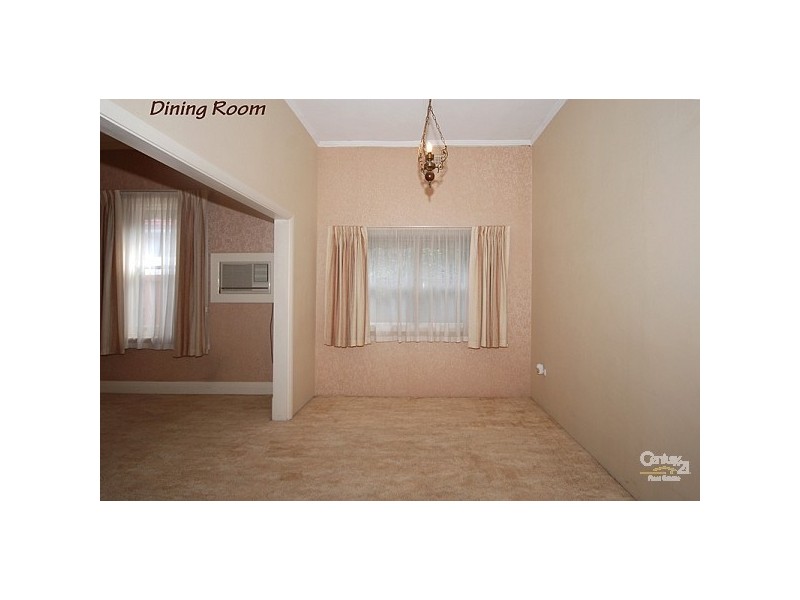 3 Centre Street, Largs Bay SA 5016