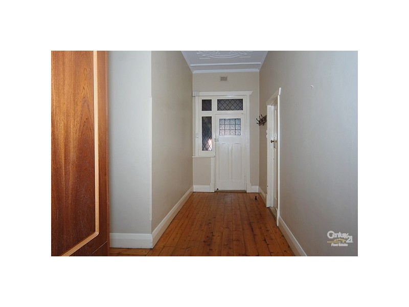 3 Centre Street, Largs Bay SA 5016