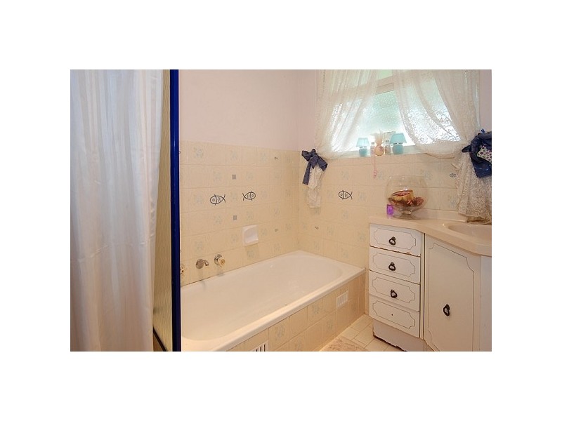 74 Macedonia Street, Osborne SA 5017