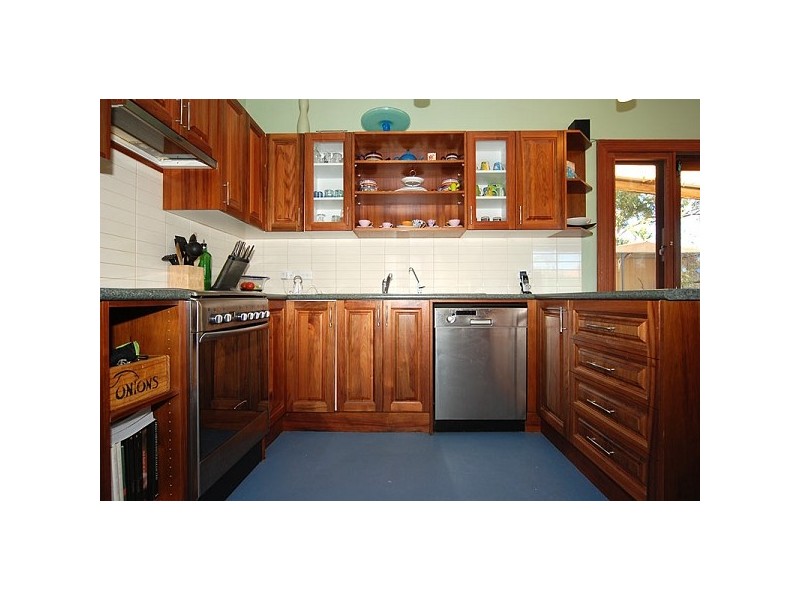 30 May Street, Birkenhead SA 5015