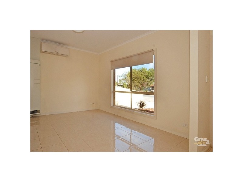 738 Military Road, Taperoo SA 5017