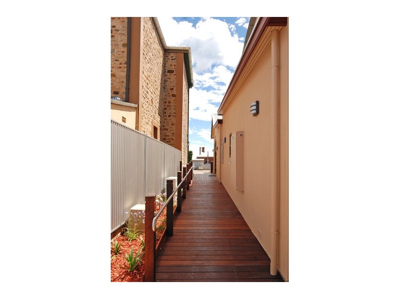 2/12 Newman Street, Semaphore SA 5019