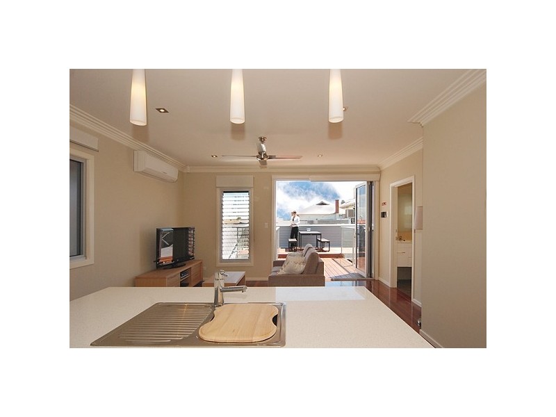 4/12 Newman Street, Semaphore SA 5019