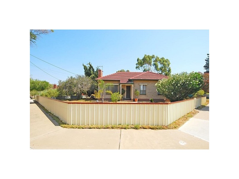 18 Kenmare Street, Taperoo SA 5017