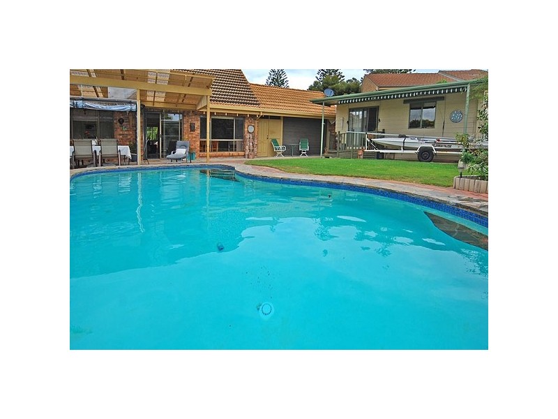 19 Sea Spray Avenue, North Haven SA 5018