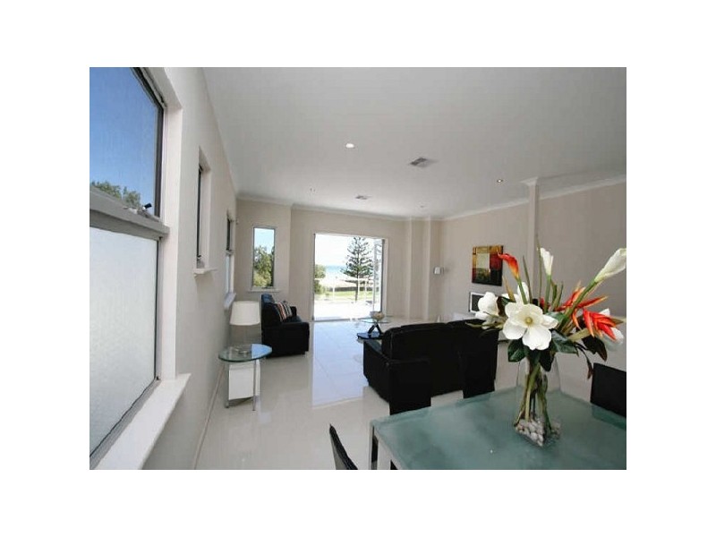 24 Esplanade, Semaphore South SA 5019