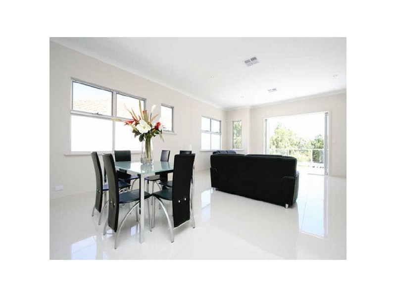 24 Esplanade, Semaphore South SA 5019