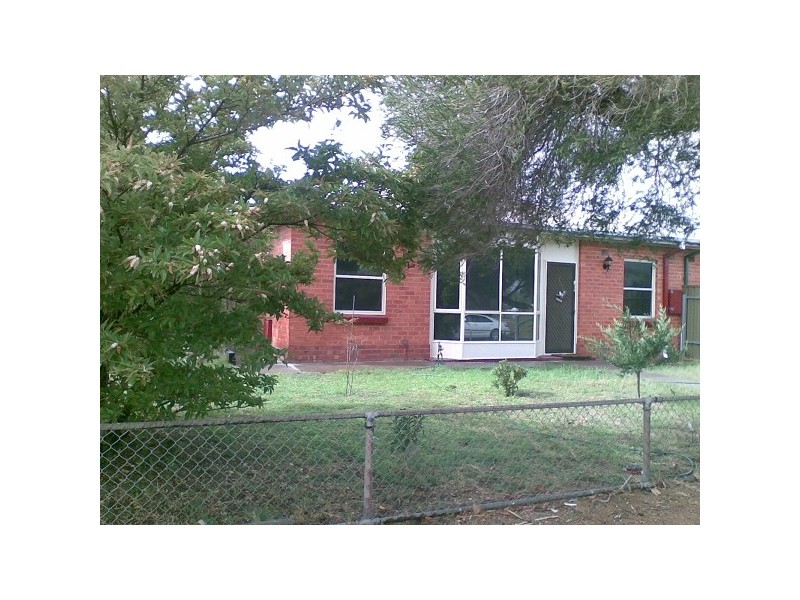 18 Echunga Street, Taperoo SA 5017