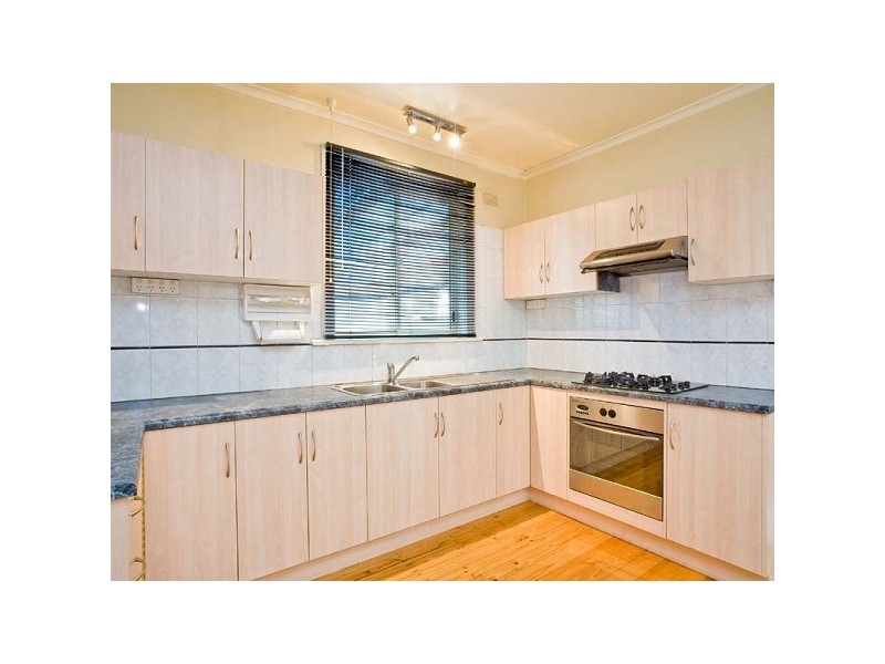 18 Echunga Street, Taperoo SA 5017