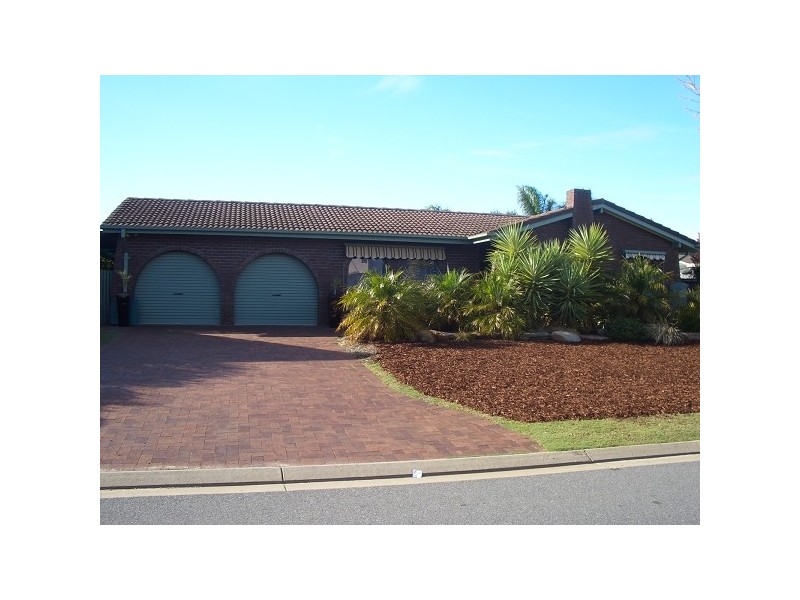 25 Antigua Grove, West Lakes SA 5021