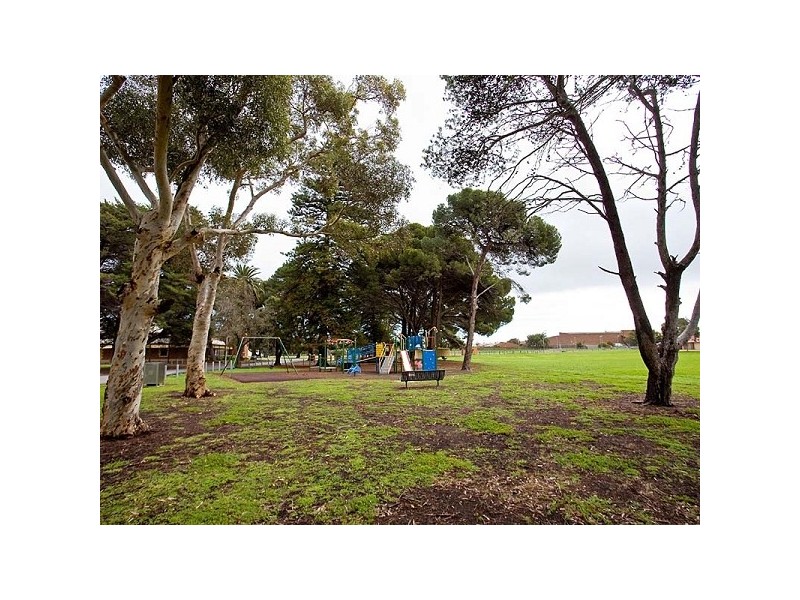 5 Dawlish Road, Osborne SA 5017