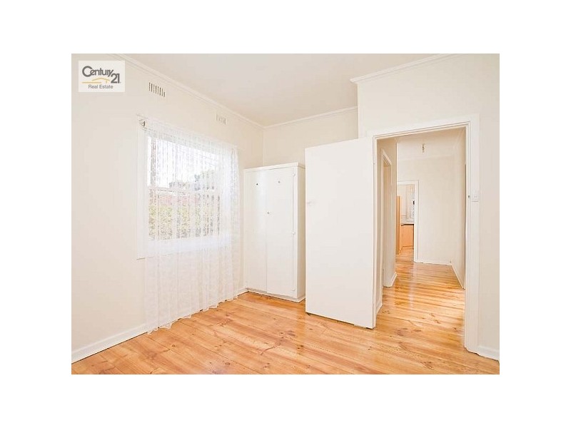 17 Kenmare Street, Taperoo SA 5017