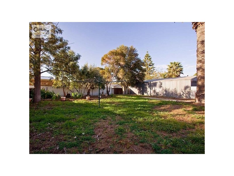 17 Kenmare Street, Taperoo SA 5017