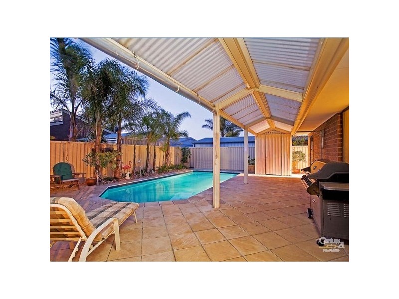 69 Klingberg Drive, North Haven SA 5018