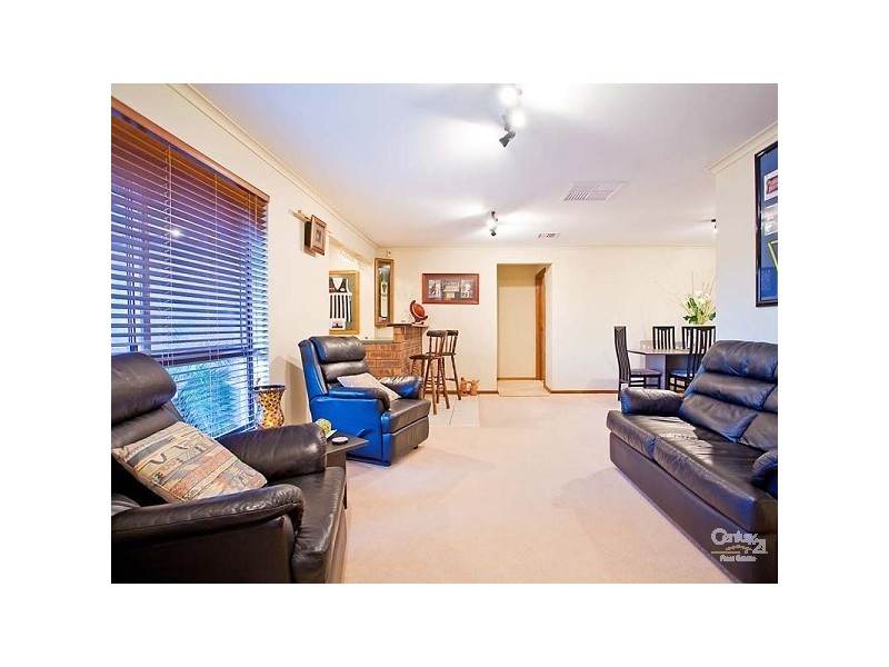 69 Klingberg Drive, North Haven SA 5018