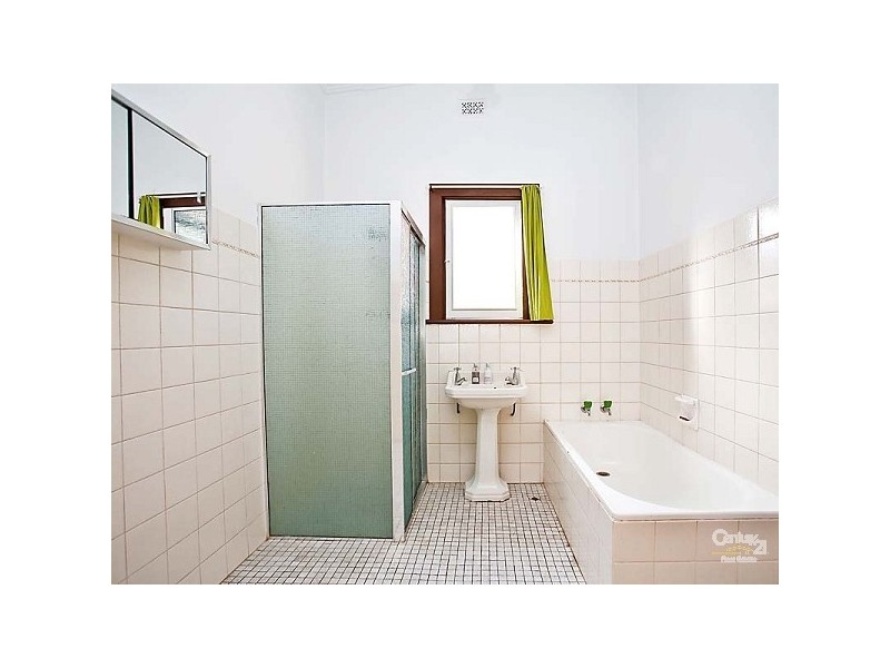 11 Devon Street, Largs Bay SA 5016