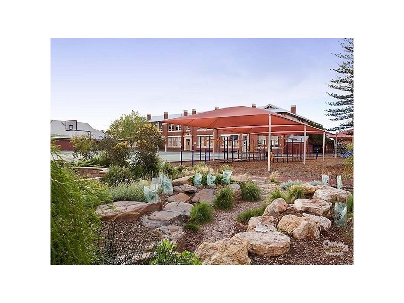 11 Devon Street, Largs Bay SA 5016