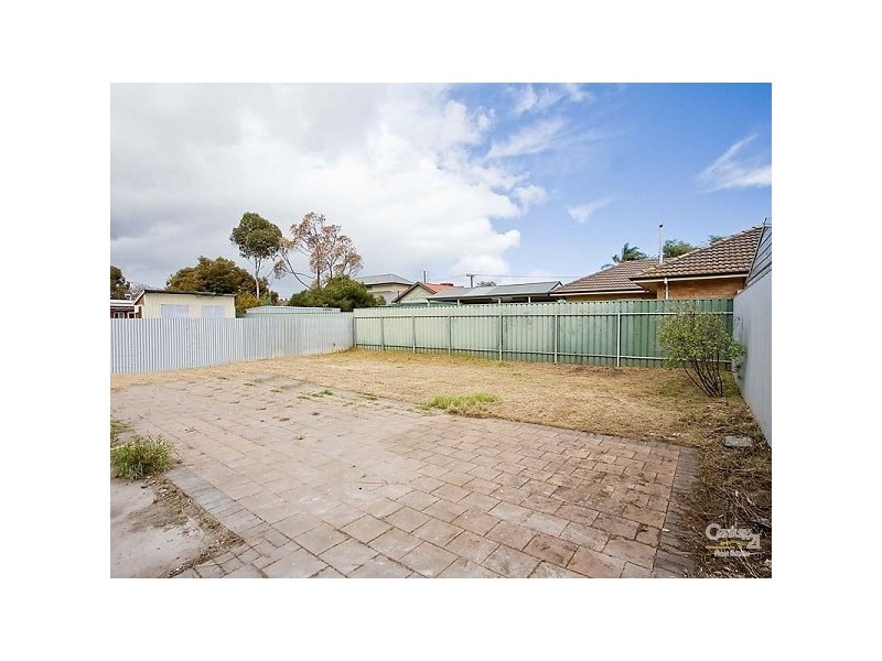 11 Sandwell Street, Peterhead SA 5016