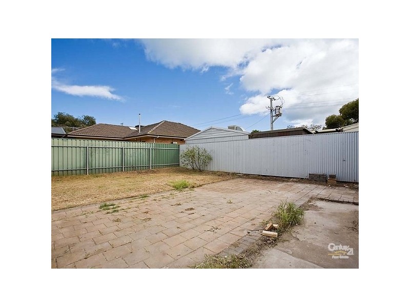 11 Sandwell Street, Peterhead SA 5016