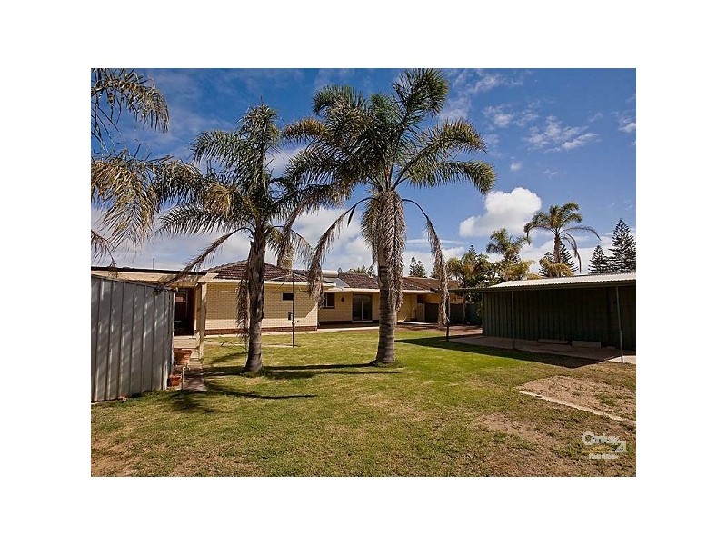 4 Salem Court, North Haven SA 5018