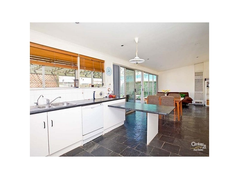 10 Company Street, Semaphore SA 5019