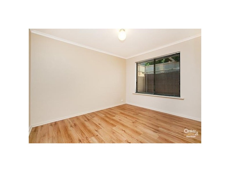 2/13 Montpelier Street, Semaphore SA 5019