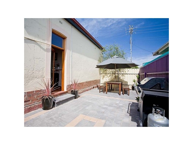 18 Levi Street, Birkenhead SA 5015